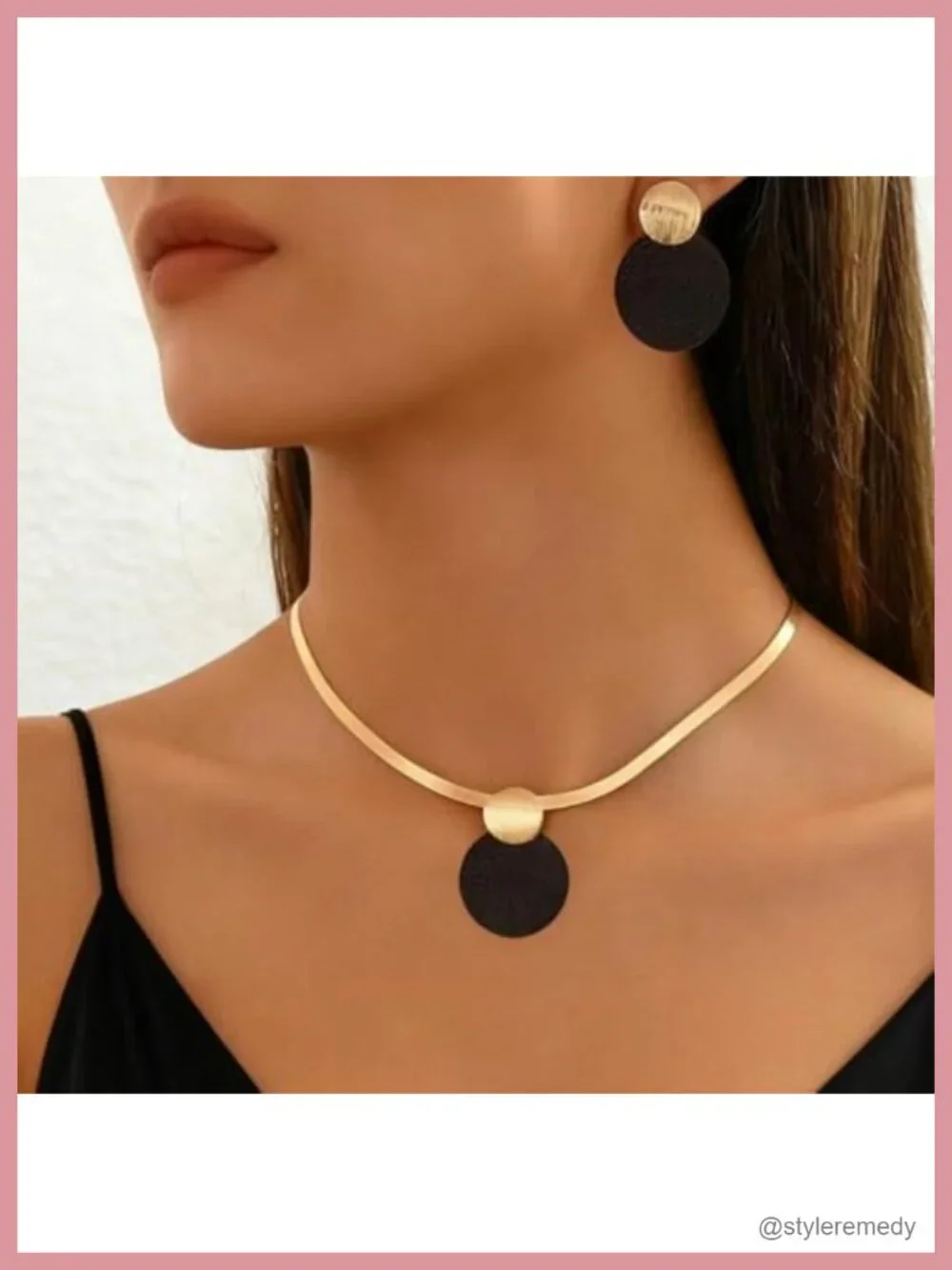 Chunky Disc Pendant Necklace and Drop Earrings Set Herringbone Choker